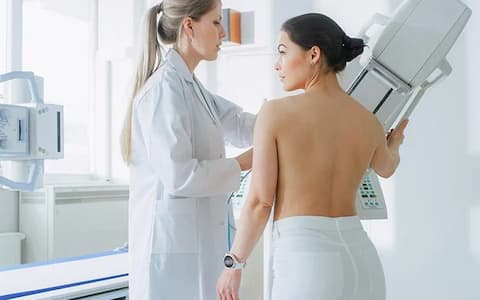 Dolori articolari in paziente oncologica in cura con ormonoterapia - CASO CLINICO